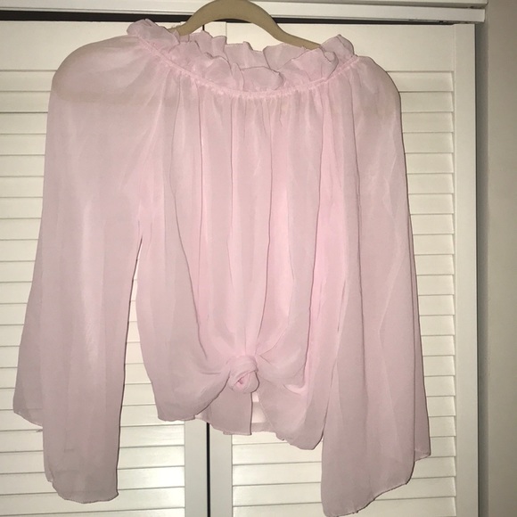 🔥Fashion off shoulder top🔥 - Picture 2 of 8